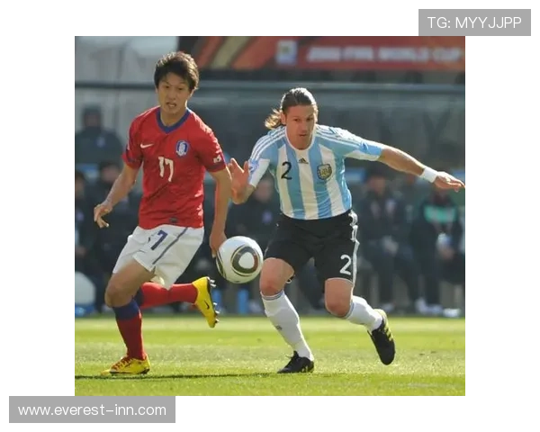 2026世界杯南非与韩国比赛结束后教练和球员的赛后采访重点回顾